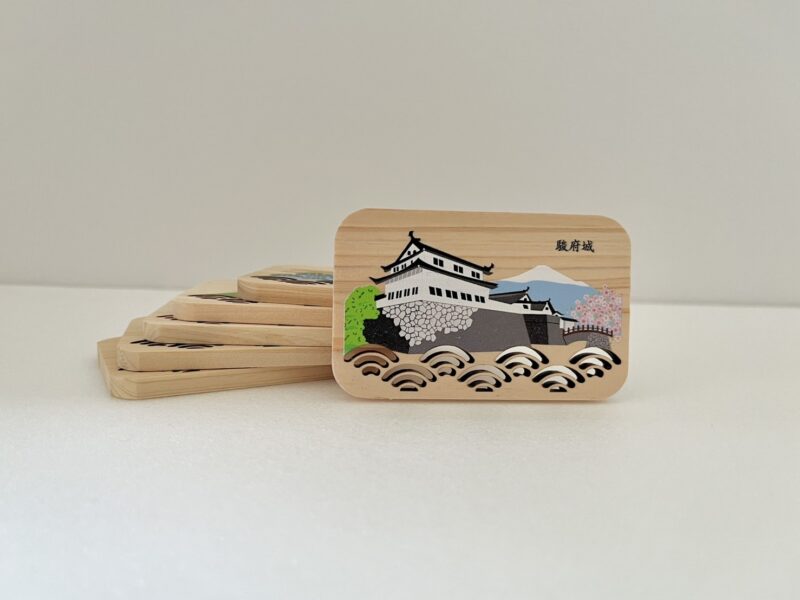 夏の葵舟と駿府城マグネットで、静岡旅を満喫しよう☀️<br>駿府城公園のお堀をゆったり涼しい風に吹かれながら周遊できる「葵舟」