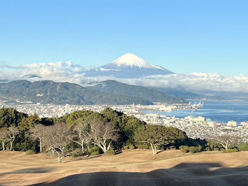 雨上がりのギフトは 雪化粧の富士山でした