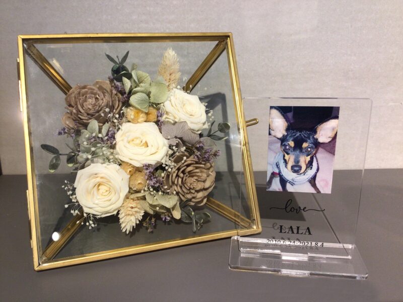 そっと想いをかたちに ペットメモリアルアクリルのご紹介