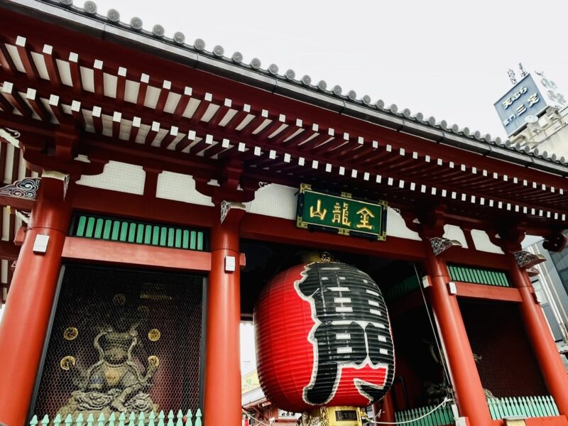 小雨の浅草  それでもすごい人でした